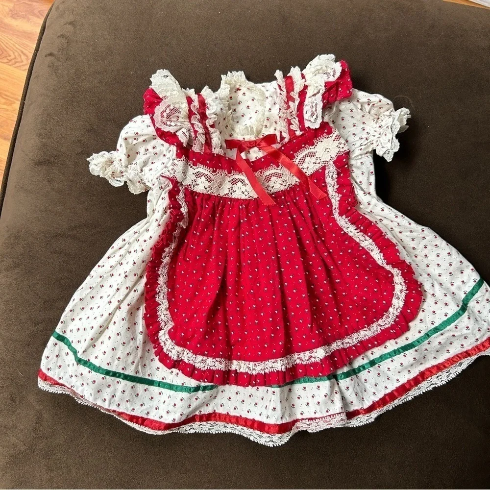 Vintage smocked Christmas dress 6-9 months unbranded